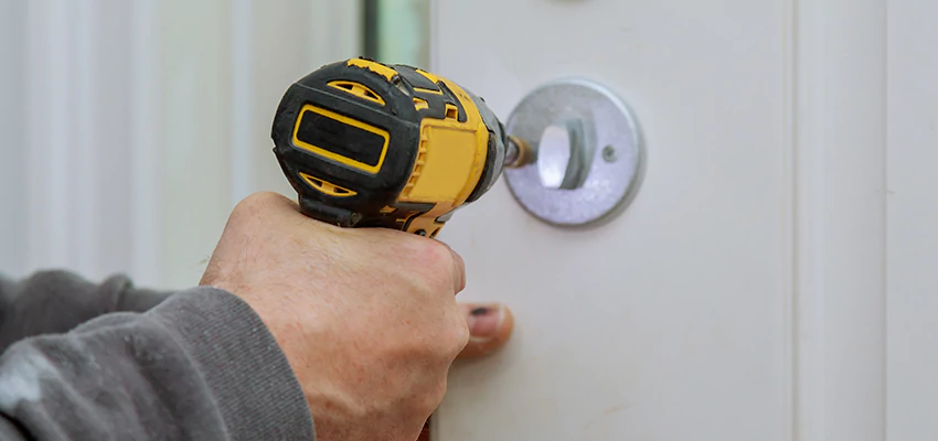 Street Locksmith For Smart Lock Repair in Los Gatos, CA